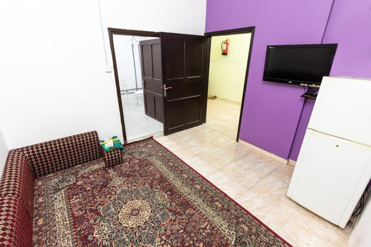 العييري للوحدات السكنية المفروشة الباحة 2 Al Bahah Luaran gambar
